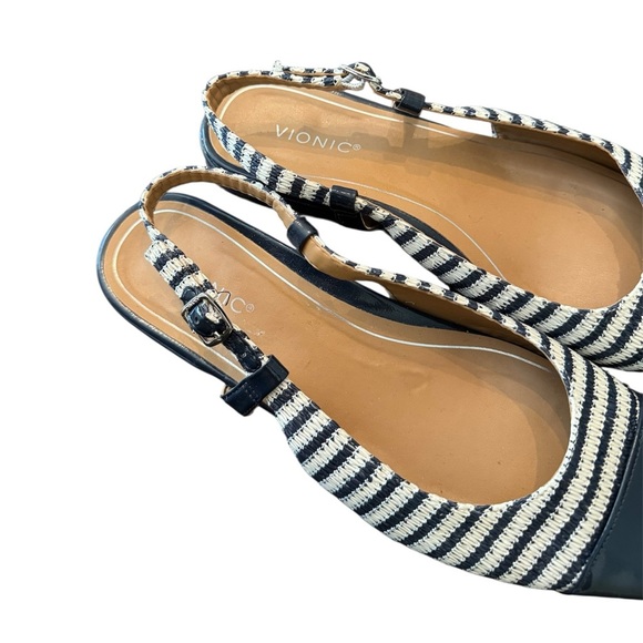Vionic Petaluma Slingback Flat Shoes - Picture 2 of 7